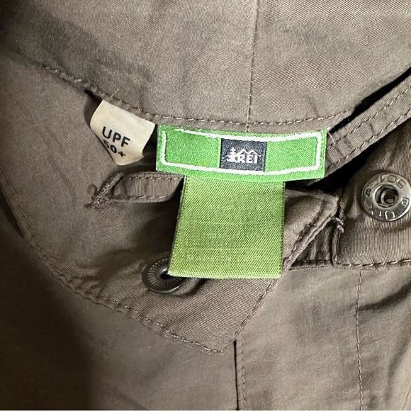 R.E.I. Brown Cropped Hiking Pants UPF 50+ Size 12 - Picture 4 of 5